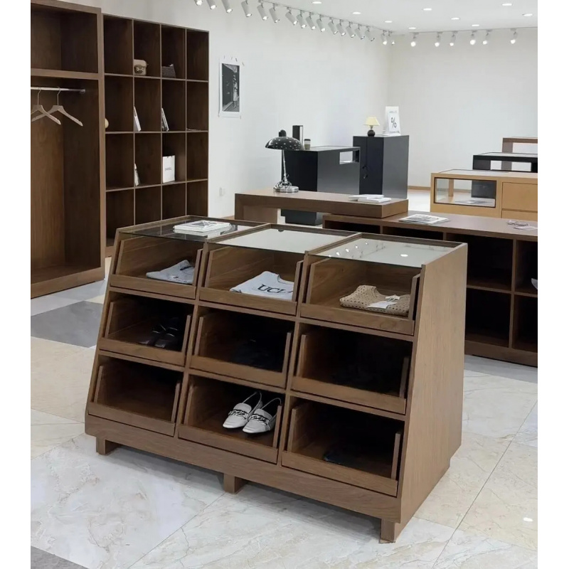 Loja de Roupas Infantis Nakaji - Furniture Hardware Stores avaliação e preço